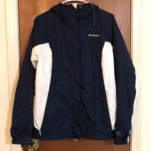 Women’s Size Large RainCoat/Windbreaker Columbia